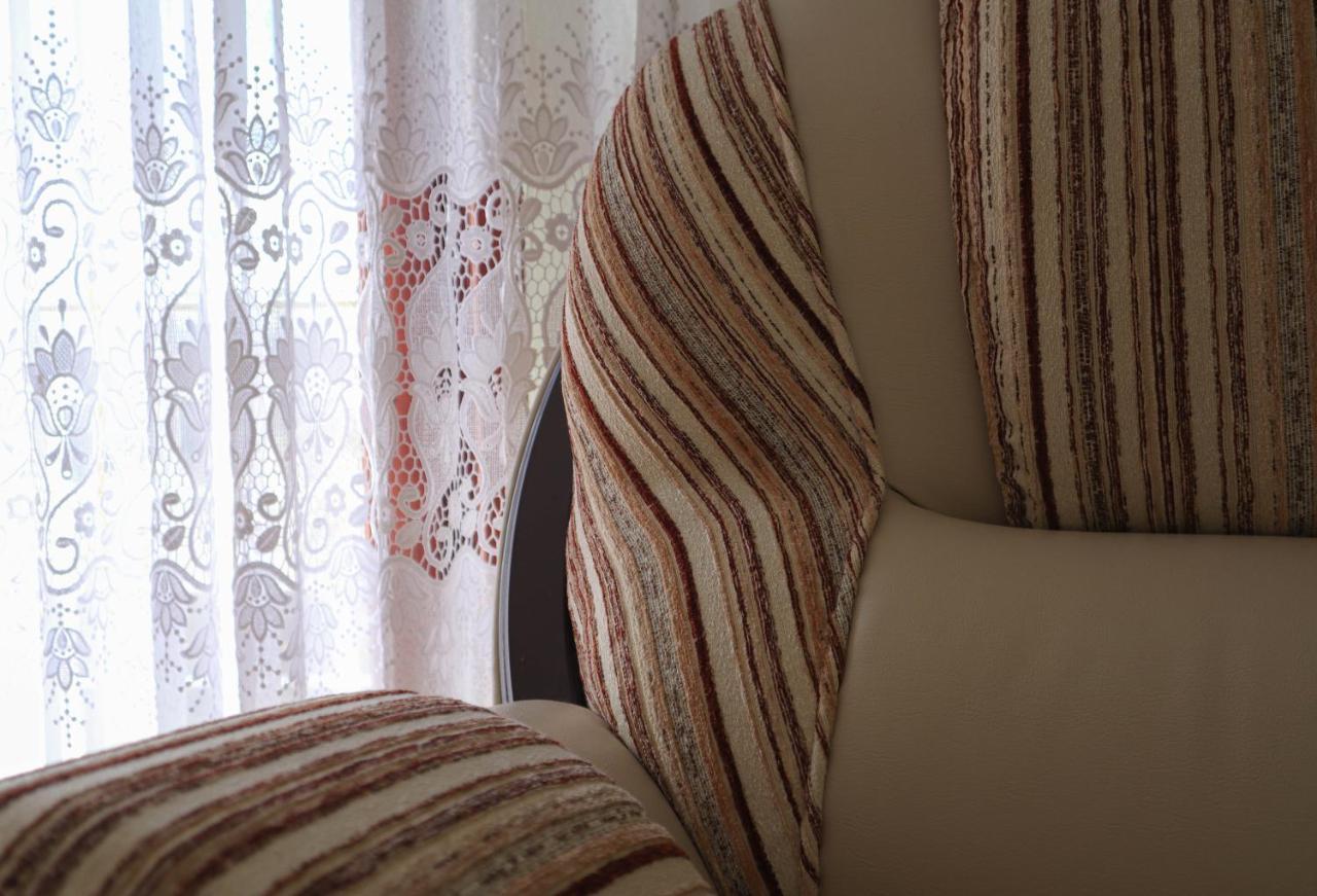 Domacinstvo Sindelic Hotel Иваница Екстериор снимка